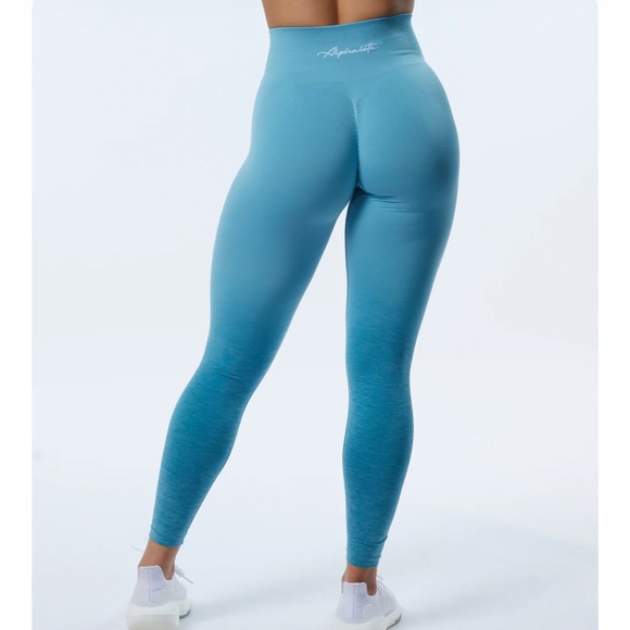 New Alphalete Amplify ombré leggings - Ocean.  Size small. - Picture 1 of 6